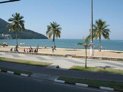 Lindo Apto Praia Martin De Sa Em Condominio Com Piscina, Estacionamento, Wi-Fi 150Mbps,Perto Do Mar!!! カラグァタトゥバ エクステリア 写真